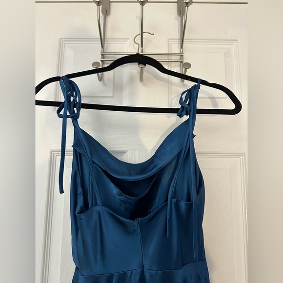 Cinderella Divine Dress (XS) - Picture 10 of 17